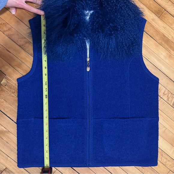 LISA INTERNATIONAL Wool Vest with Detachable Mongolian Lamb fur Collar - Picture 5 of 5